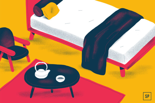 Japanisch inspirierte Illustration eines modernen Schlafzimmers mit einem Bett, einer schwarzen Decke, einem gelben Kissen und einem schwarzen Stuhl. Auf einem schwarzen Couchtisch stehen eine weiße Teekanne und eine Tasse, die auf einem roten Teppich vor einem leuchtend gelben Hintergrund stehen.