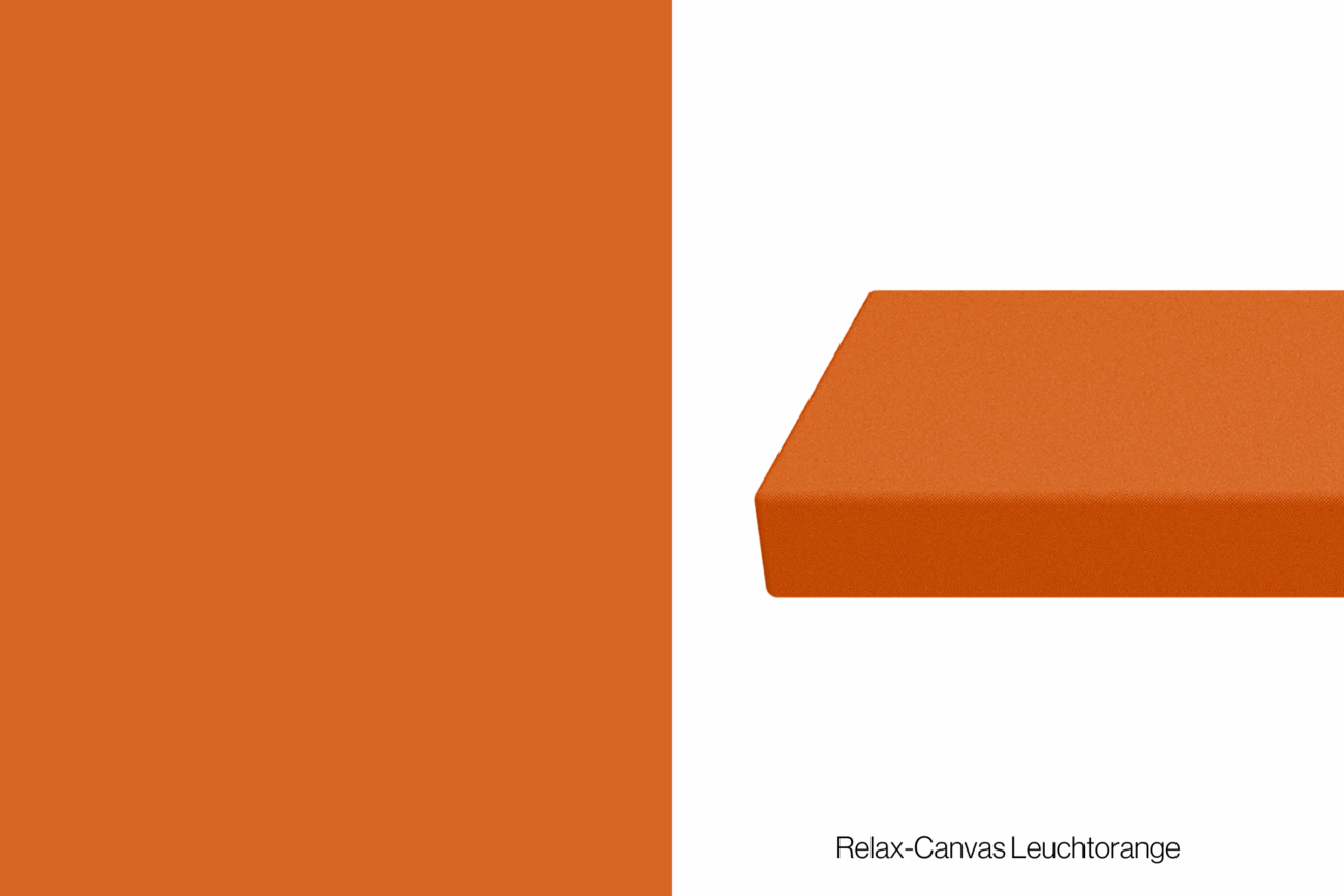 Auf der linken Seite befindet sich ein einfarbiger orangefarbener Block. Auf der rechten Seite befindet sich ein rechteckiges orangefarbenes Kissen auf einem weißen Hintergrund. Unten rechts steht der Text: Relax-Leinwand Leuchtorange.