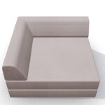 Ein modernes, hellbeiges Polstersofa mit breiter Sitzfläche und L-förmiger Rückenlehne, abgebildet vor einem schlichten weißen Hintergrund.